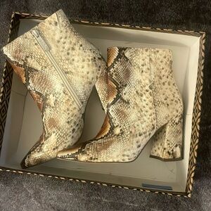 Charles David Booties